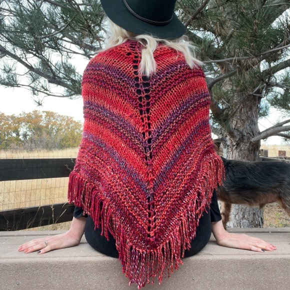 NWOT HAND KNIT SHAWL 100% Acrylic from Denmark Various Colors - Picture 1 of 8